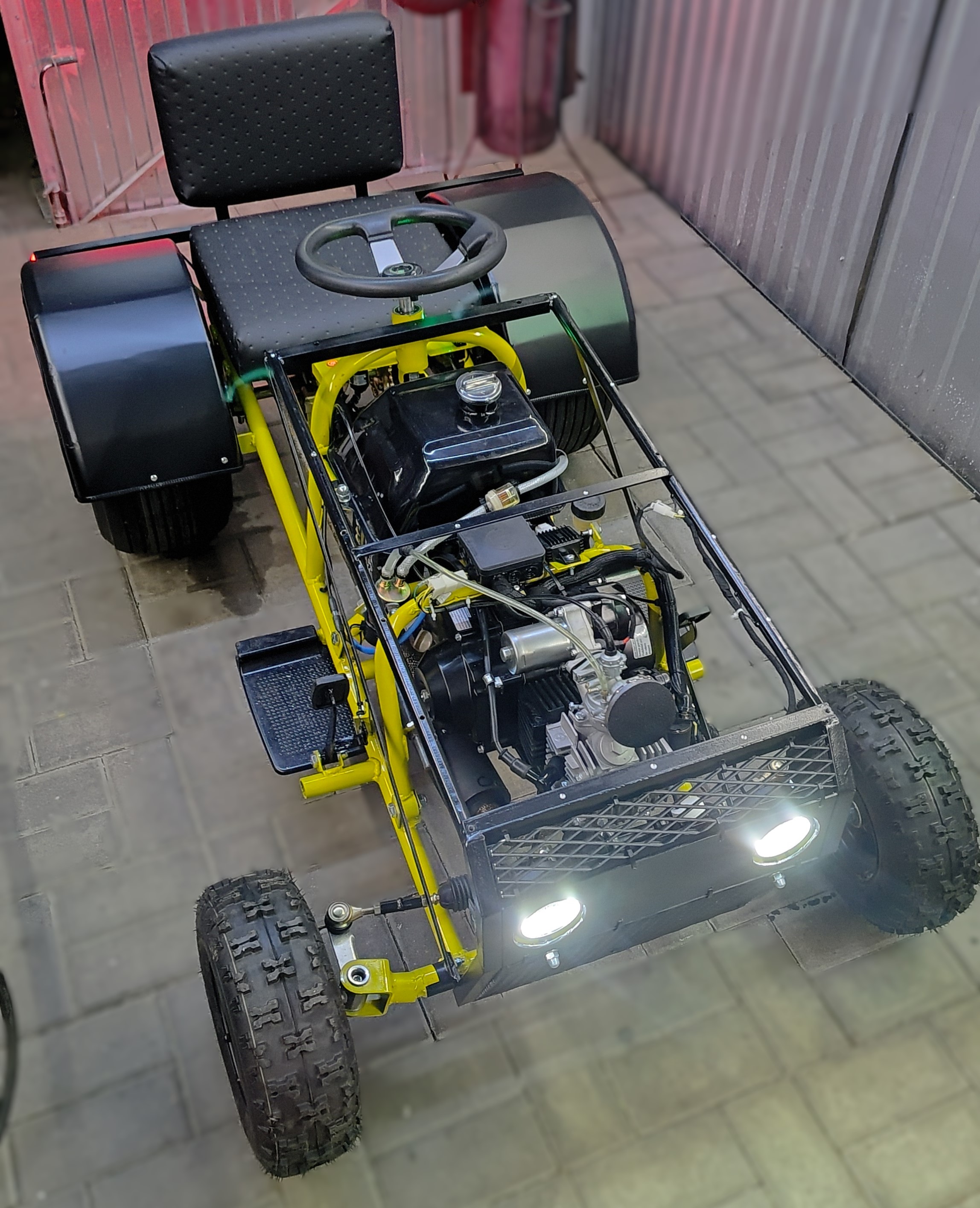 Silnik 125cc zamontowany w gokarcie MSR MK2